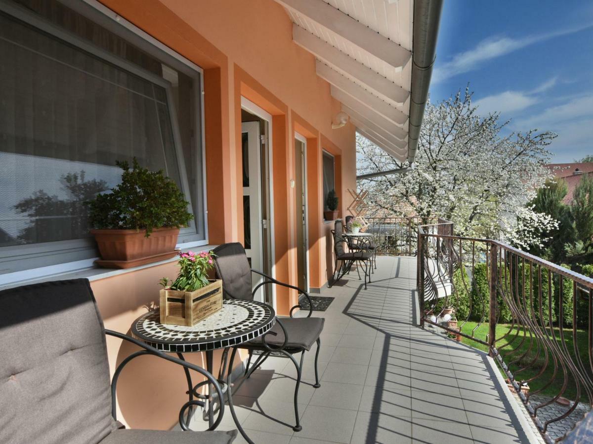 Szecsenyi Apartman เฮวิซ ภายนอก รูปภาพ